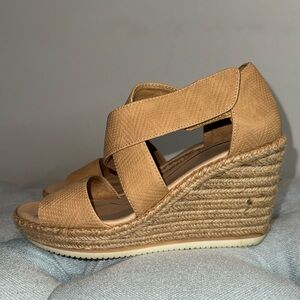 Dr. Scholl's Tan Wedge Espadrille Sandals